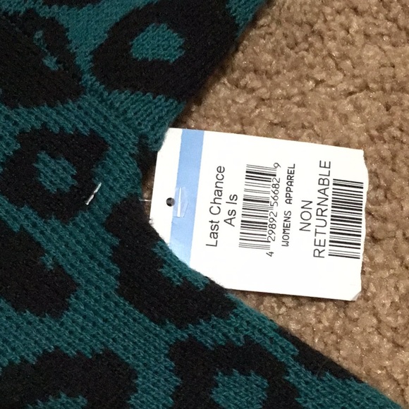 BCBG Generation Cheetah Sweater - Size S - Picture 5 of 9